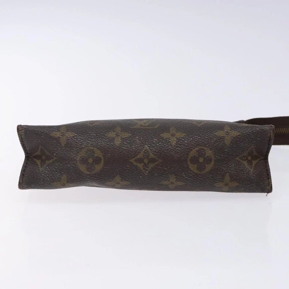 LOUIS VUITTON Monogram Poche Toilette 19 Pouch - Picture 6 of 16